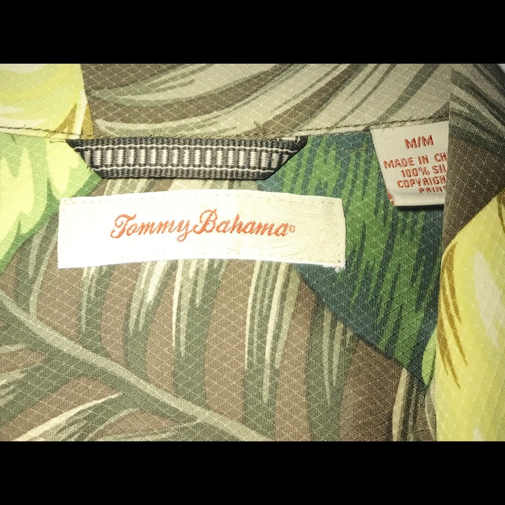 Tommy Bahama Men’s Short Sleeve Shirt 100% Silk - Picture 2 of 5